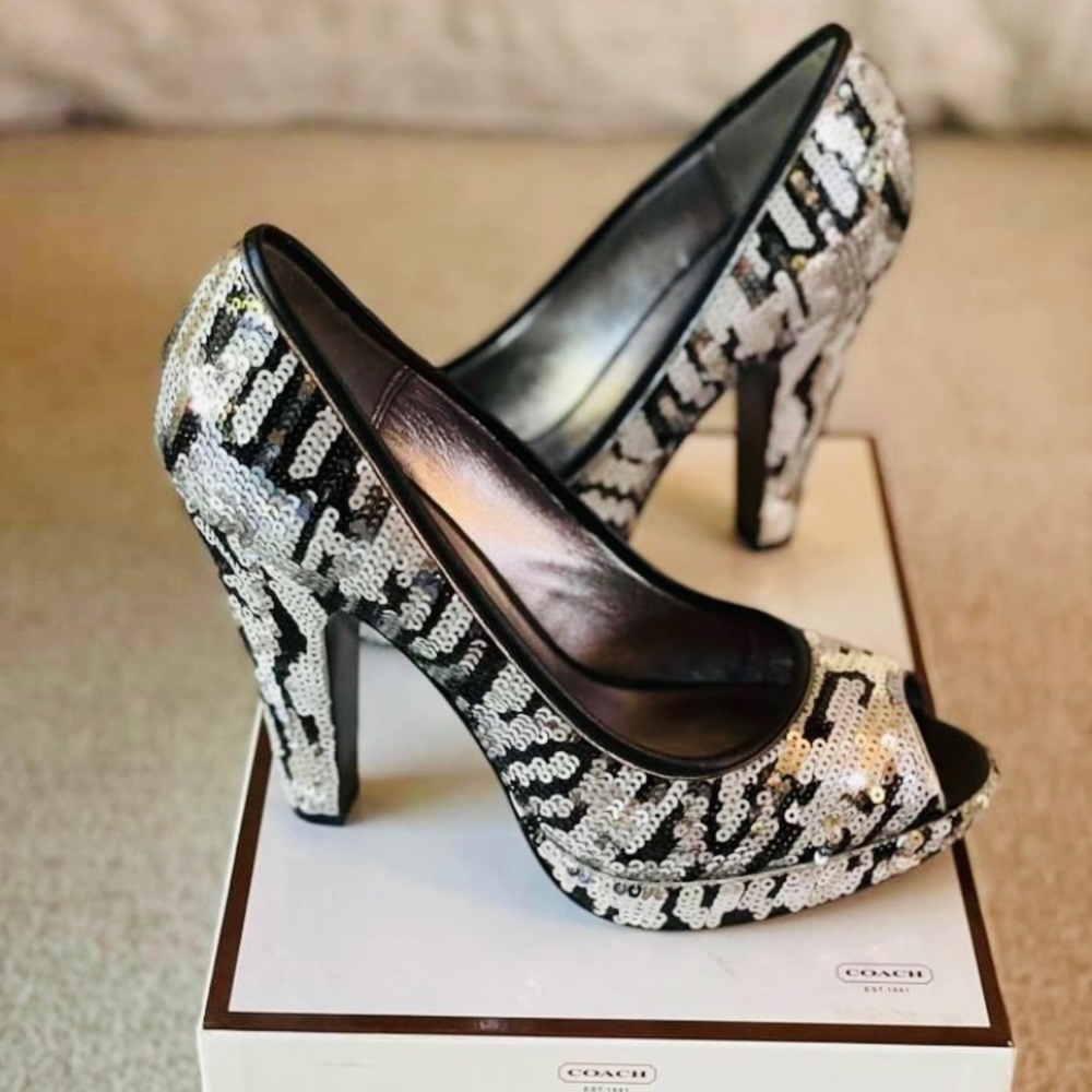 Like New in box Ashley Leopard Print platform heels!  Perfect for New Years Eve!